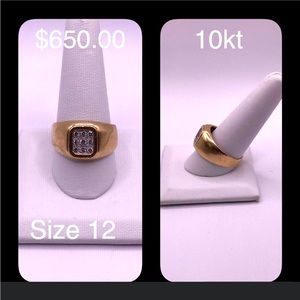 Mens size 12 diamond ring. Solid 10kt yellow gold ring